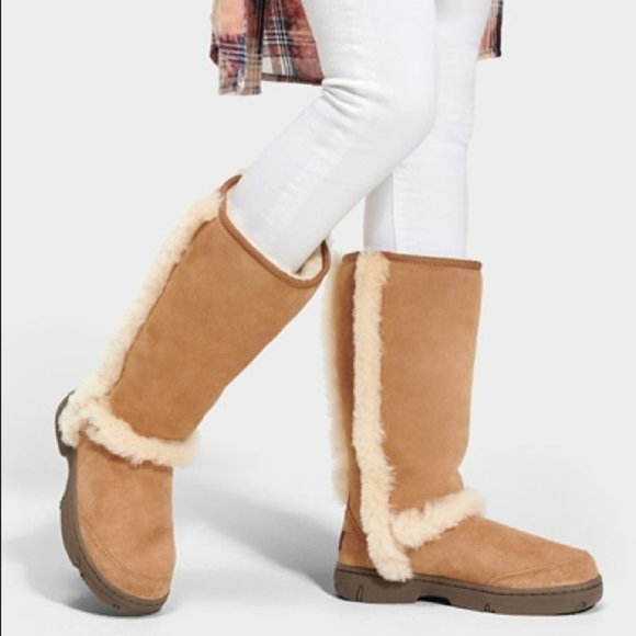UGG | Shoes | Uggs Sundance Ii Revival 
